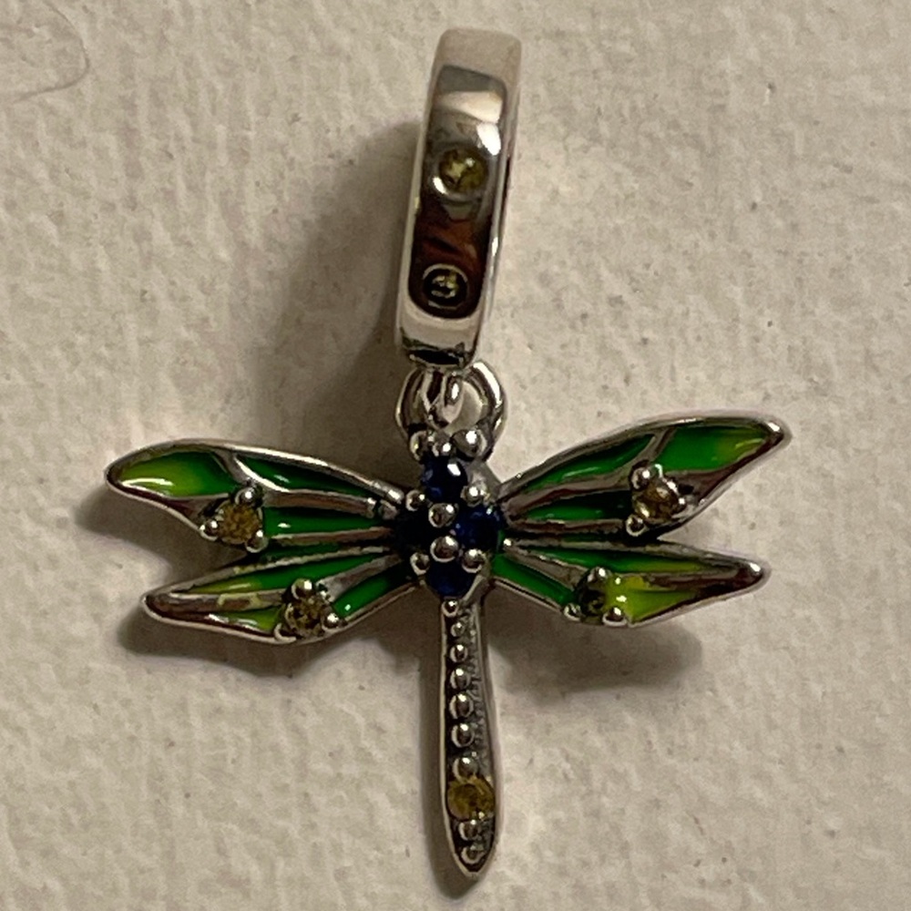 Bracelet Charm Dragonfly Green Wings with Rhinestones - Picture 3 of 7